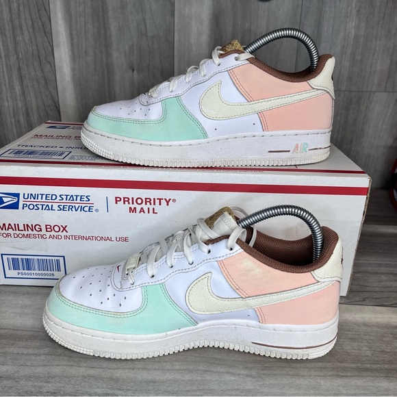 Nike Air Force 1 Low GS Ice Cream Girls 5Y or women’s 6.5 Cute Sneakers - Picture 2 of 8